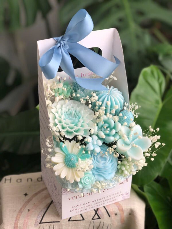 Hoa nến quà tặng thơm nhẹ nhàng